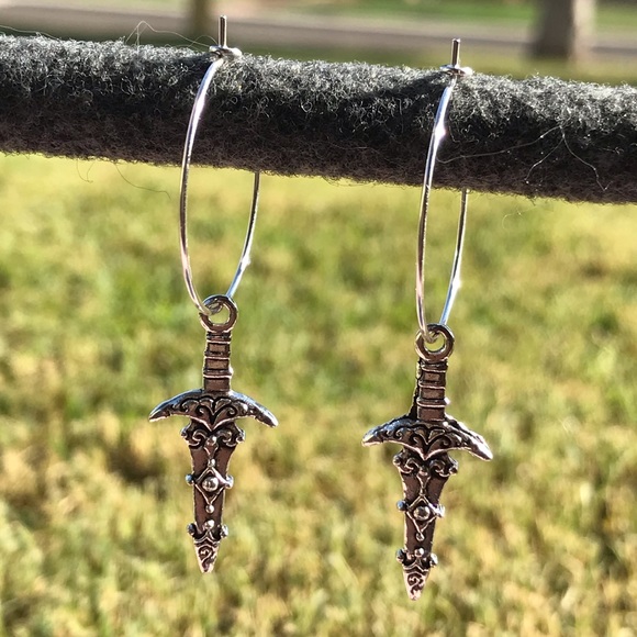 Silver dagger hoops - Picture 2 of 3